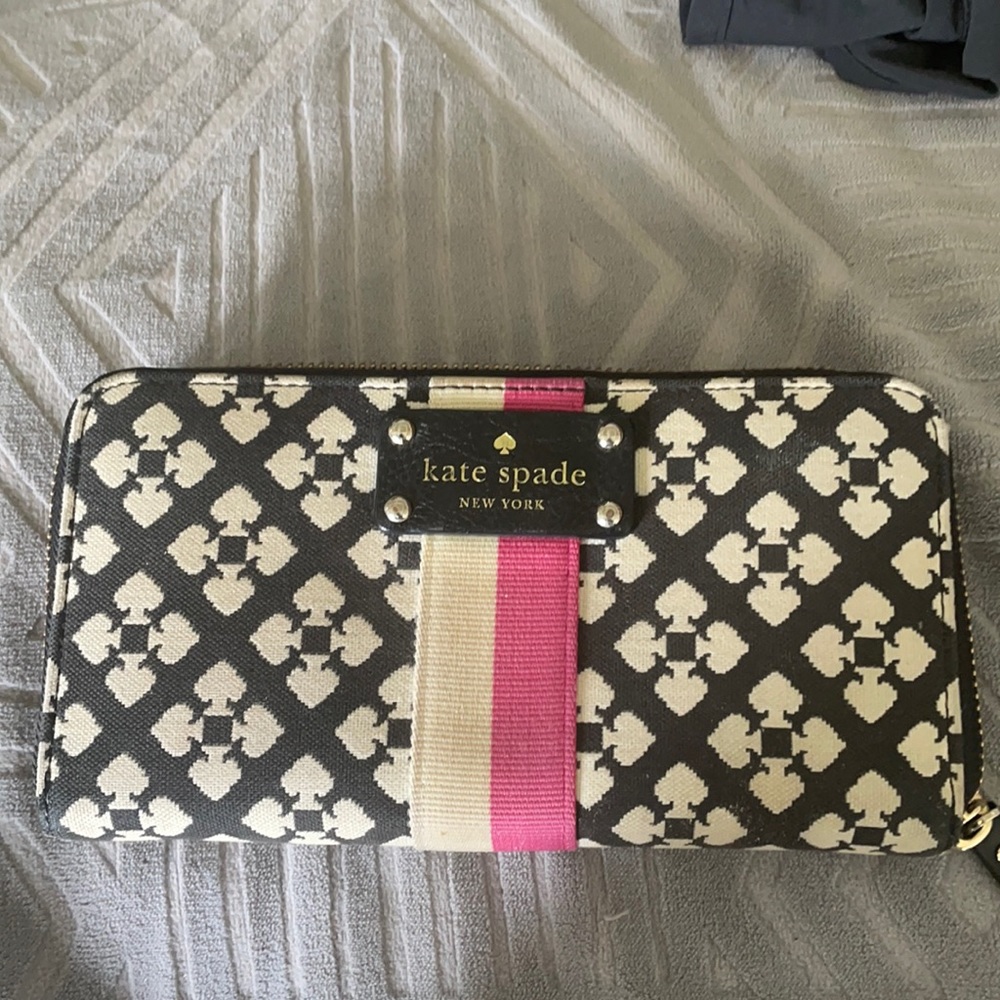 K spade wallet